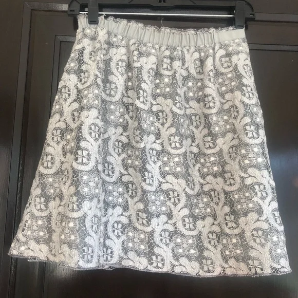 🌟 J.Crew Heather Lace Mini Skirt, Size 4, Green - Picture 4 of 9